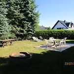 Schoene Aussicht Tatil Evi Esch (Rhineland-Palatinate)