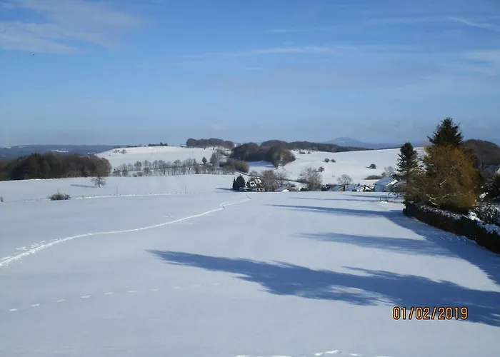 Schoene Aussicht * Esch (Rhineland-Palatinate)